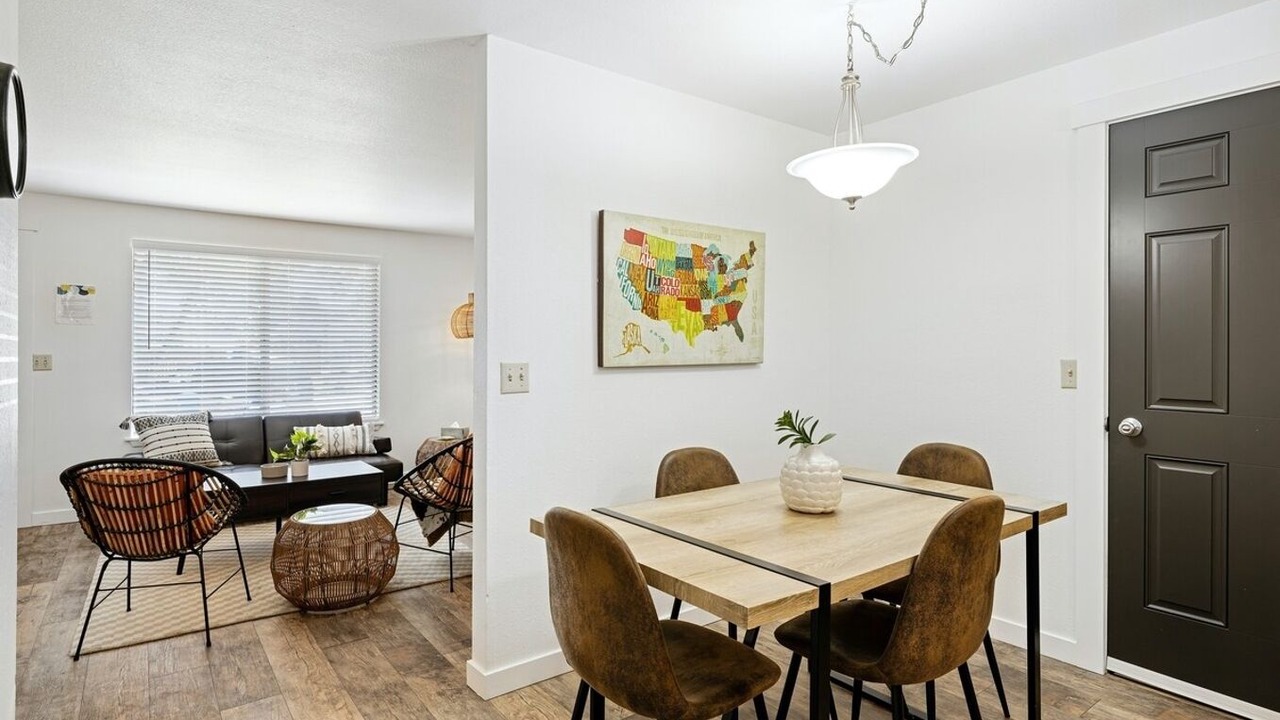 Photo of Livingroom in Veterans Park