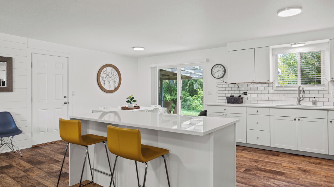 Photo of Others in West Bench