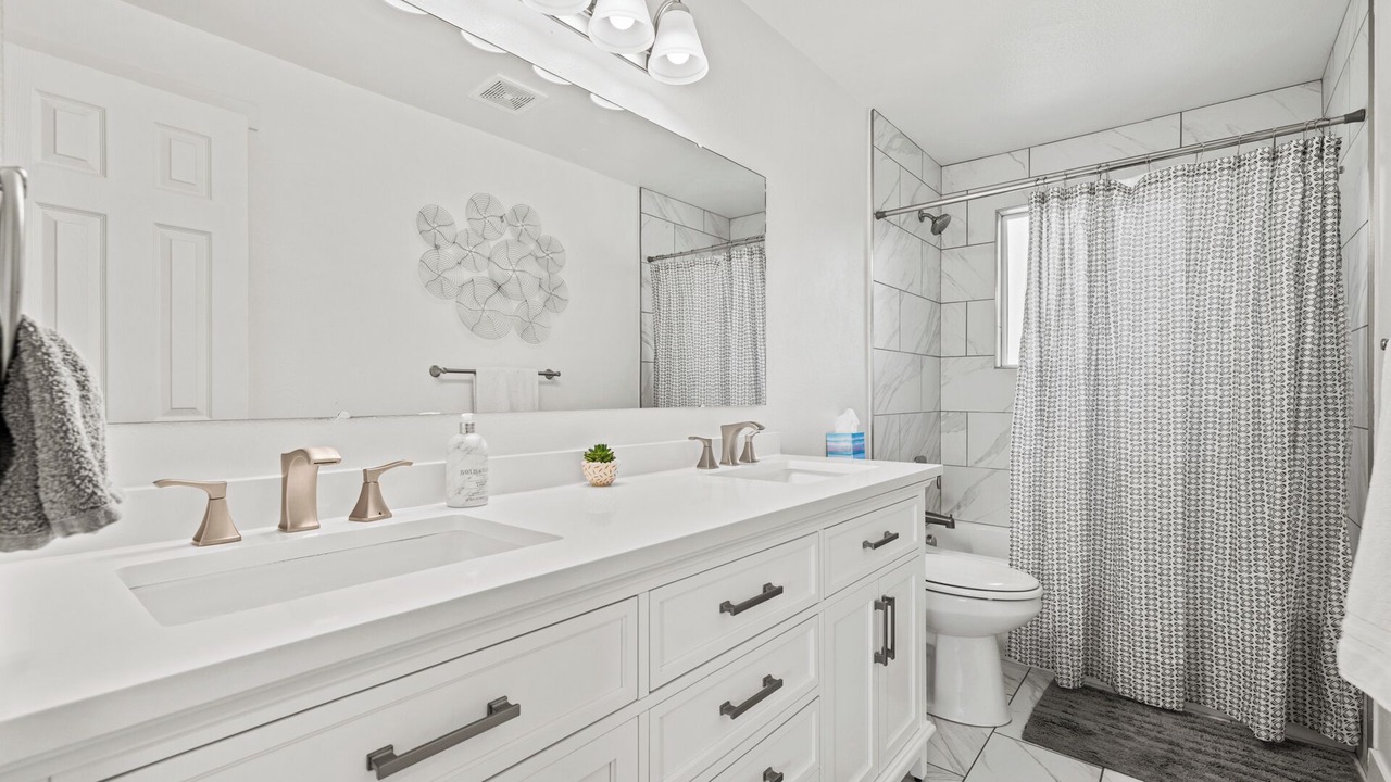 Photo of Bathroom in West Bench