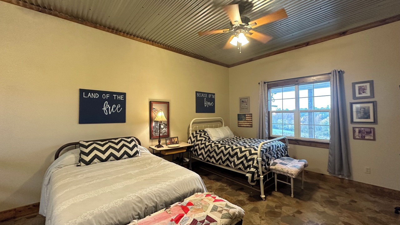 Photo of Bedroom in Gillham