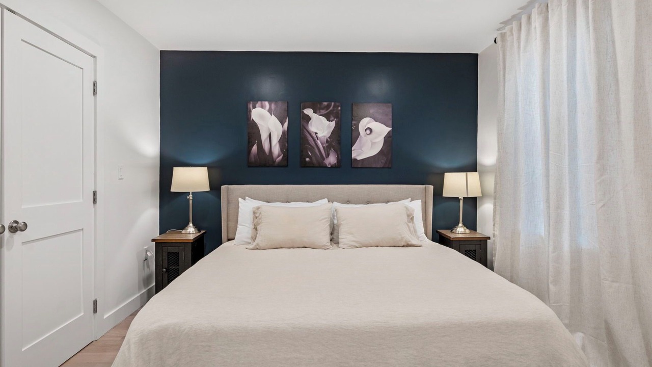 Photo of Bedroom in Salem