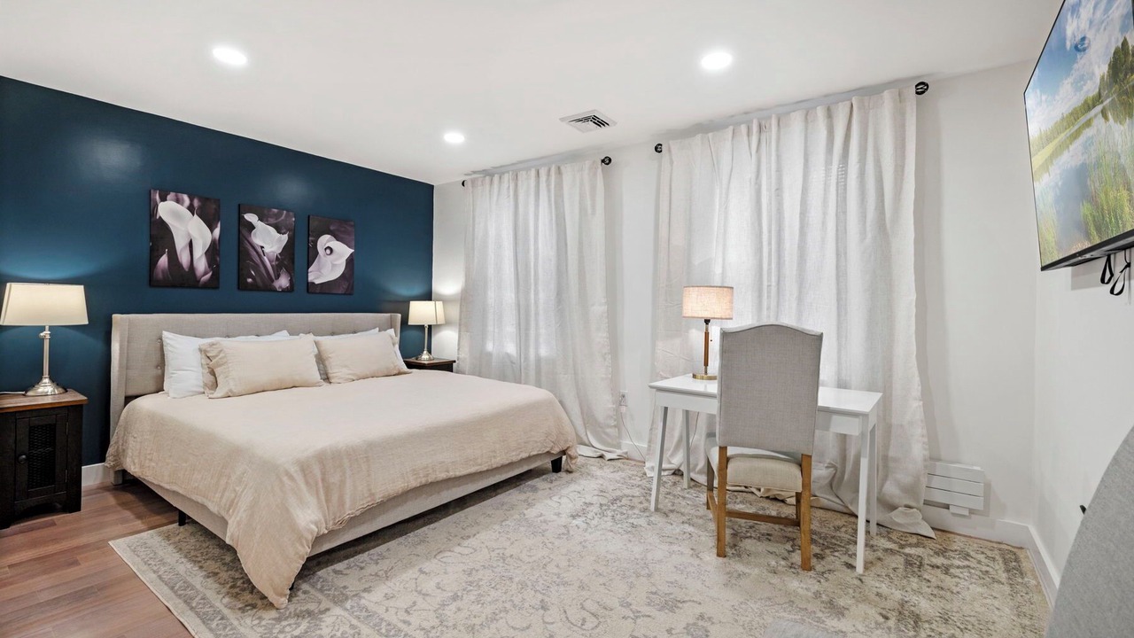 Photo of Bedroom in Salem