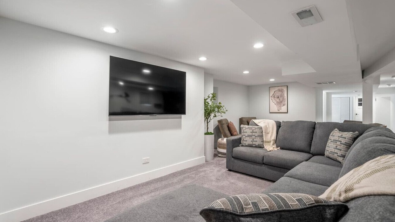 Photo of Livingroom in Cragin