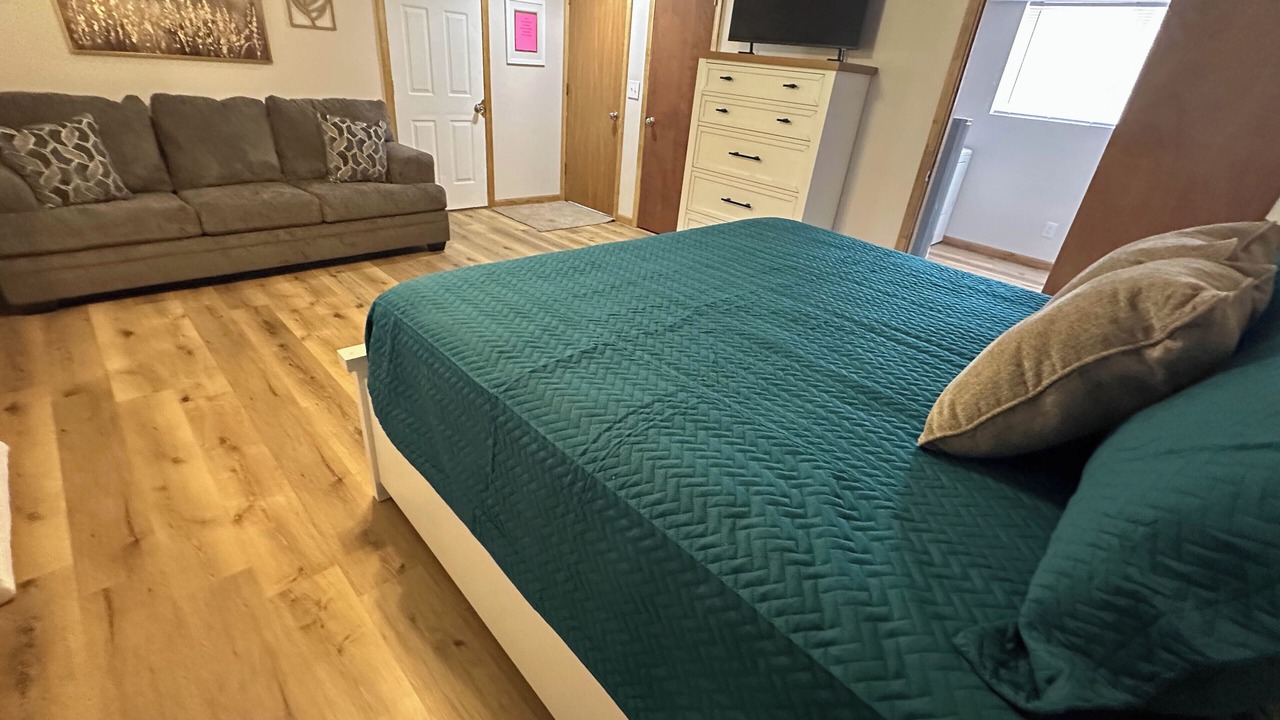 Photo of Bedroom in St. Robert