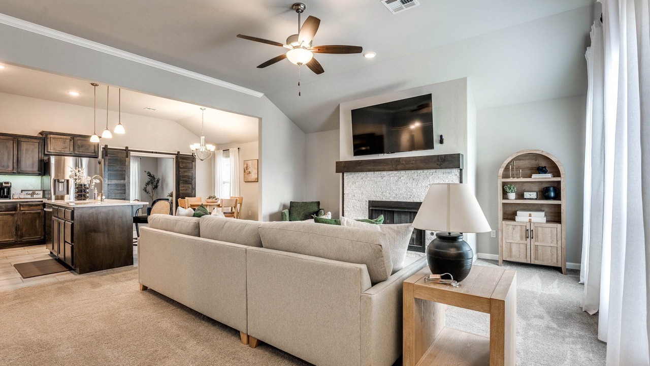 Photo of Livingroom in Midwest City