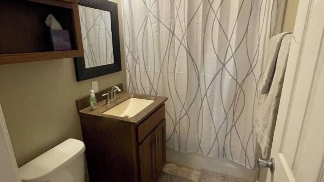 Photo of Bathroom in Grand Island