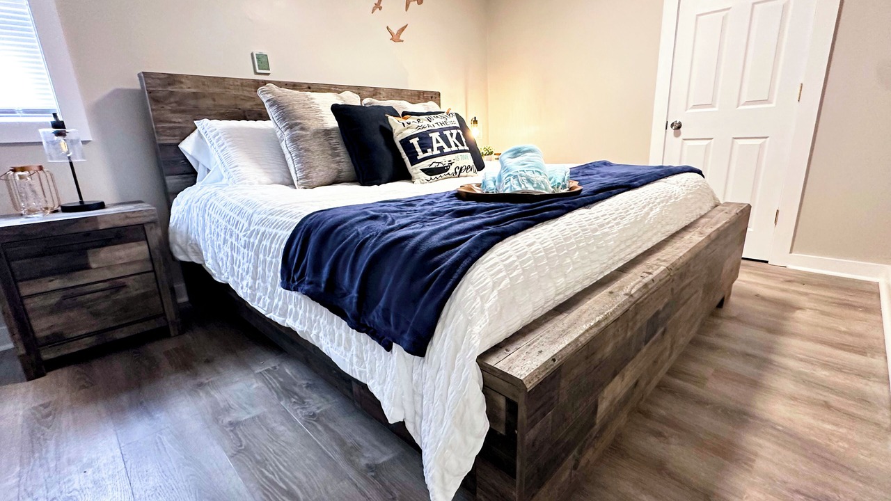 Photo of Bedroom in Saratoga Springs