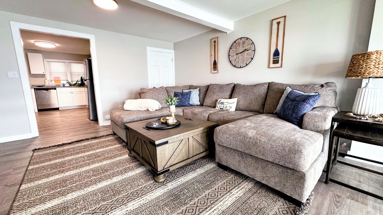 Photo of Livingroom in Saratoga Springs