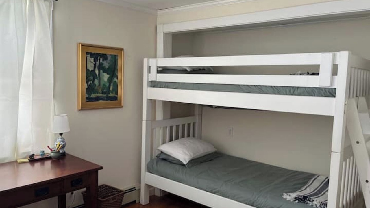 Photo of Bedroom in Northport