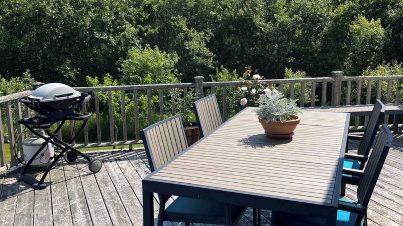 Photo of Outdoor in Northport