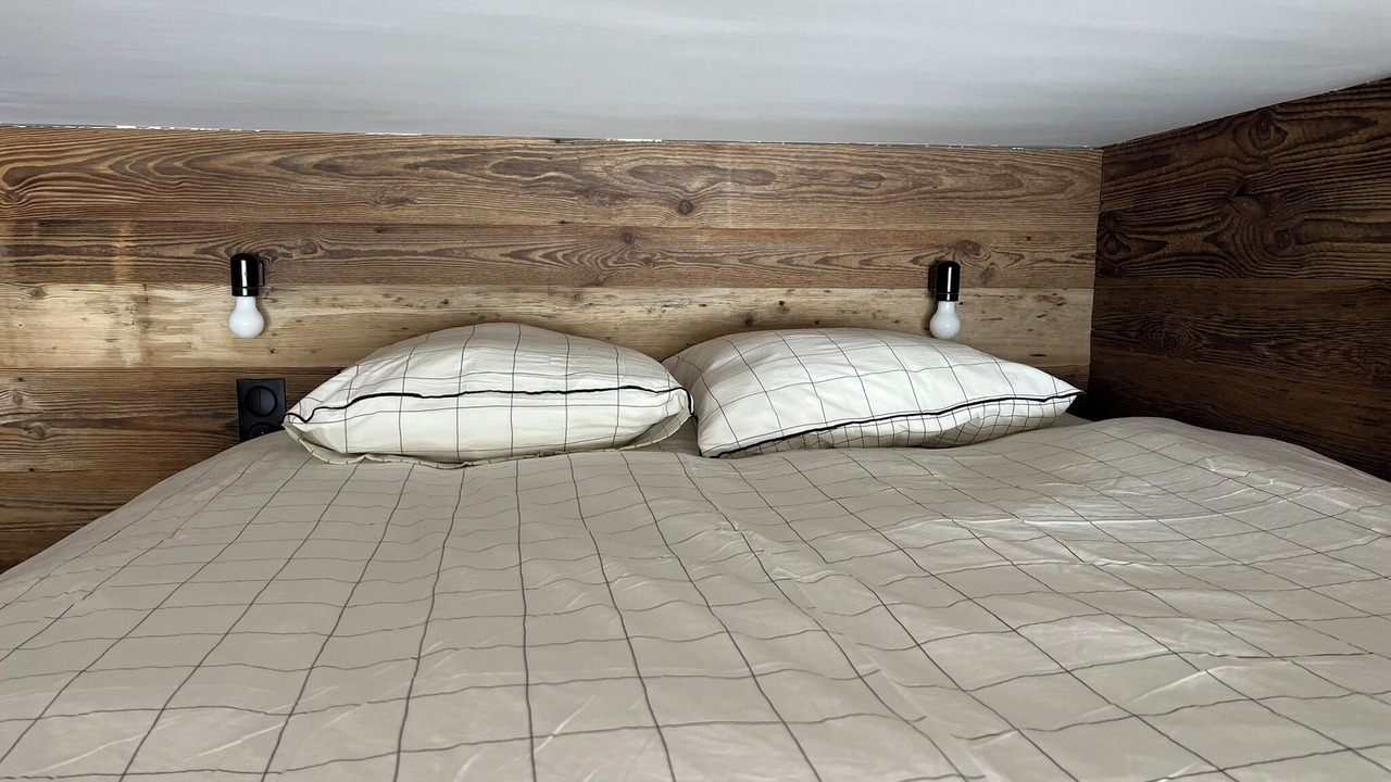 Photo of Bedroom in Eclose-Ouest