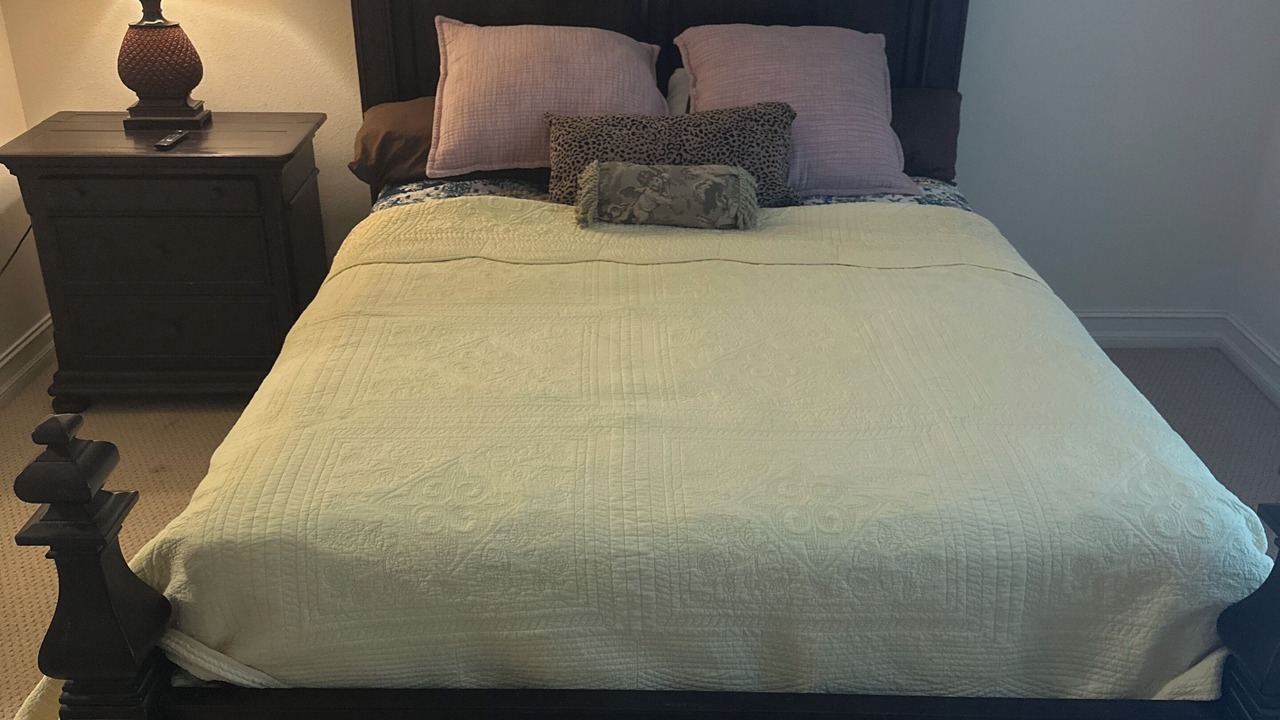 Photo of Bedroom in Port Neches