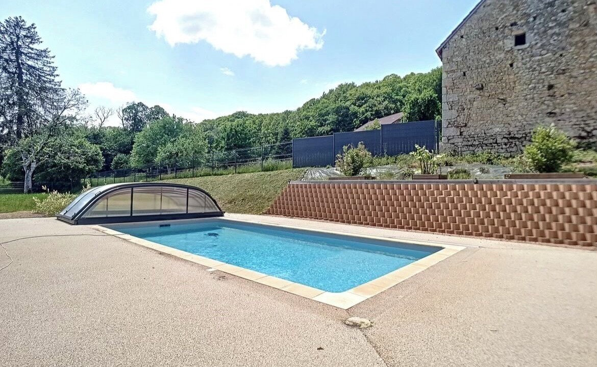 Photo of Outdoor in Saint-Yrieix-les-Bois