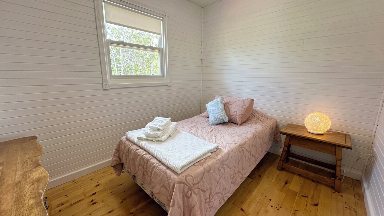 Photo of Bedroom in Brackley Beach