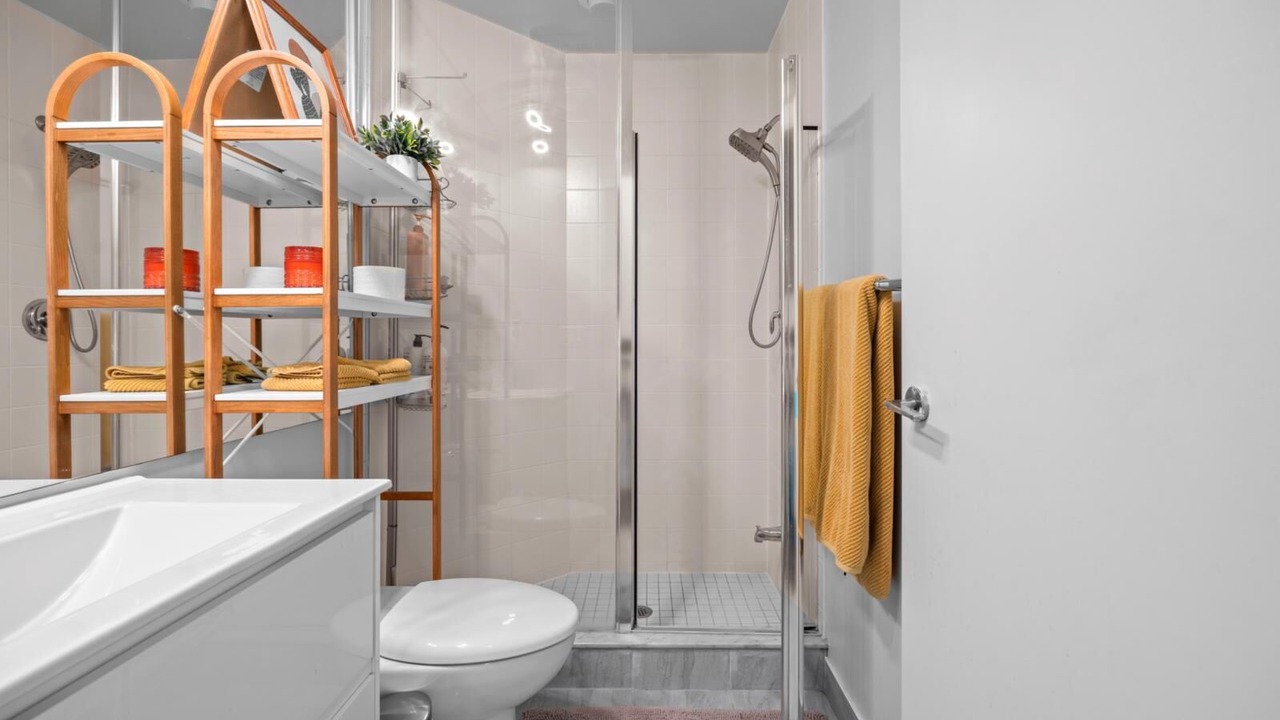 Photo of Bathroom in Fort York