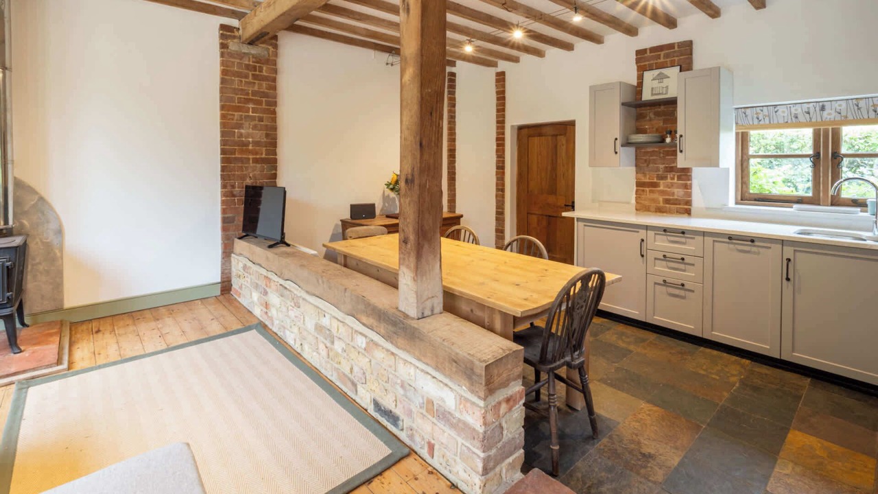 Photo of Others in Bilting