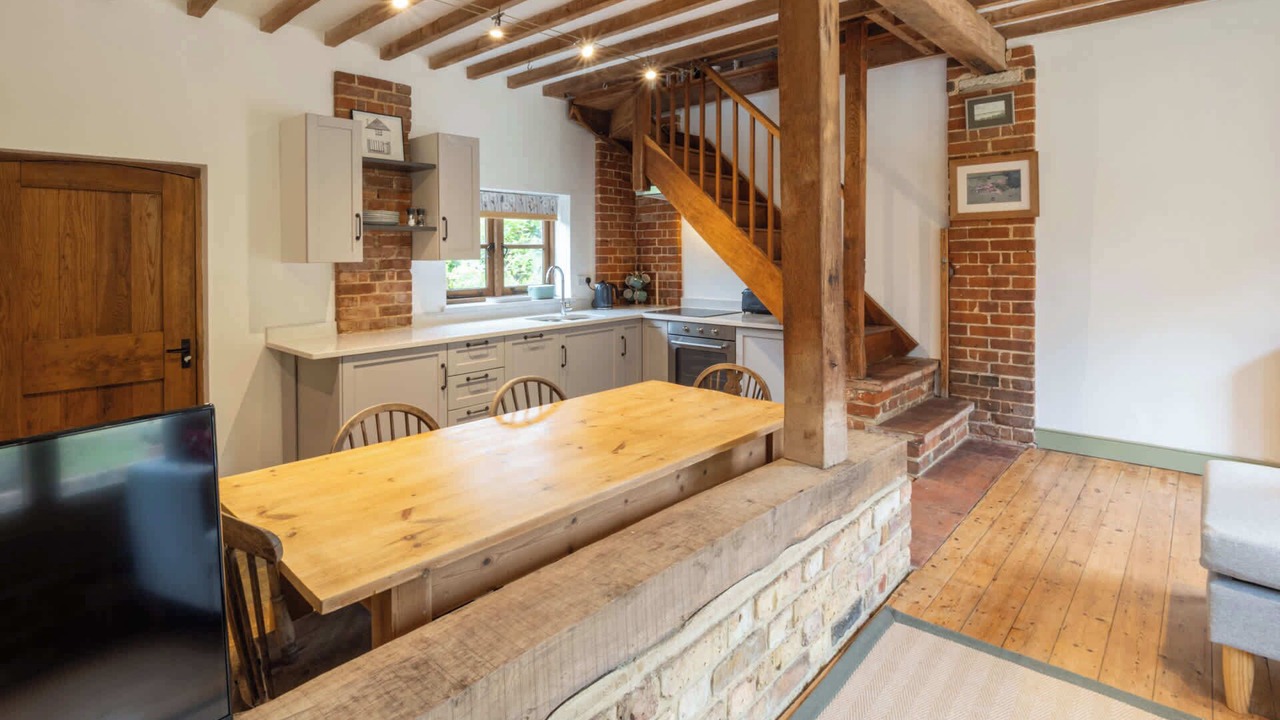 Photo of Others in Bilting