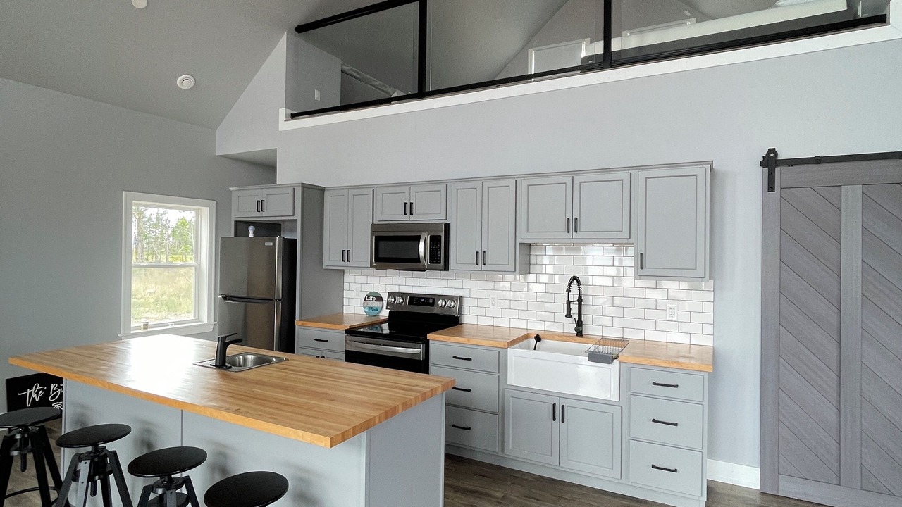Photo of Kitchen in Colchester County