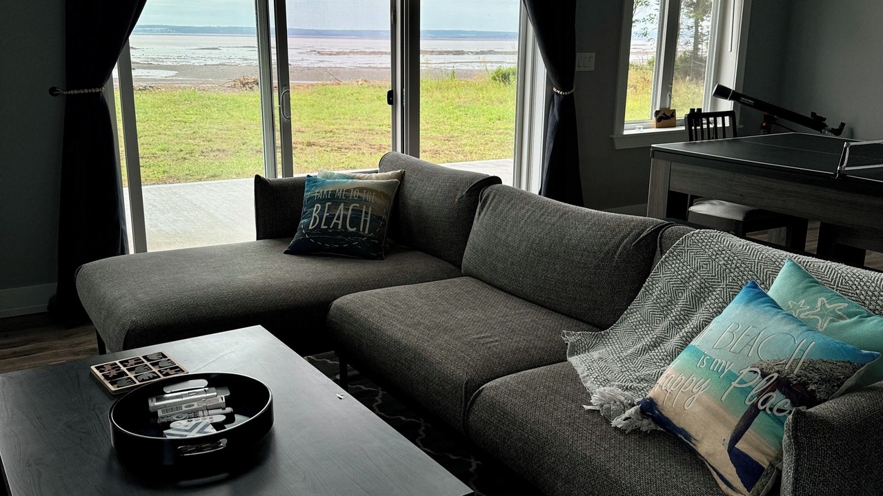 Photo of Livingroom in Colchester County