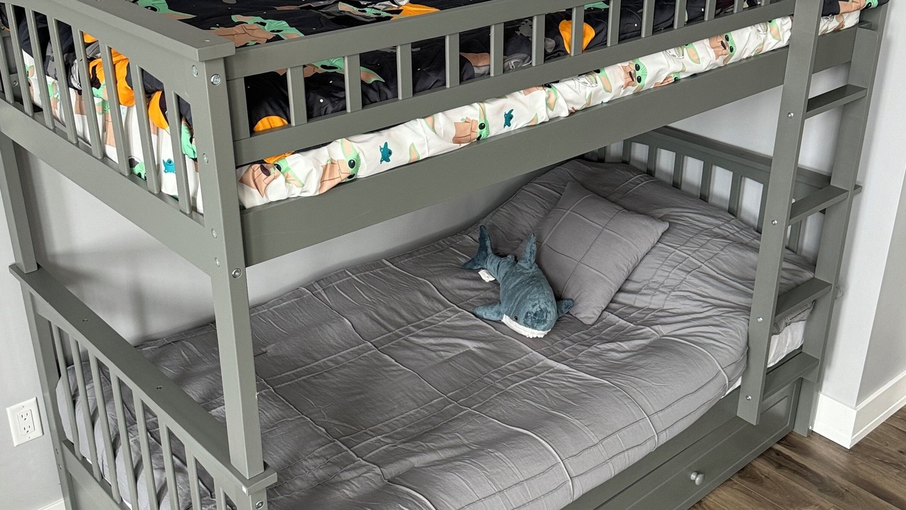 Photo of Bedroom in Colchester County