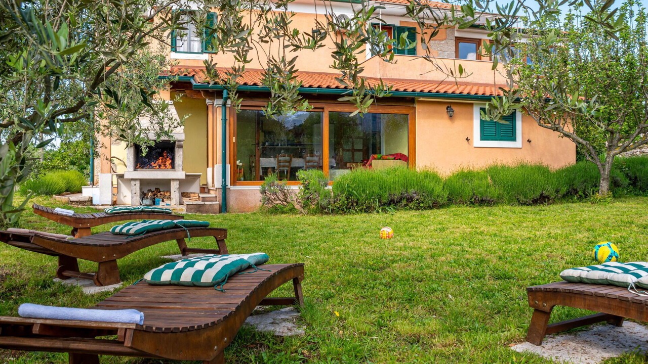 Photo of Outdoor in Kras
