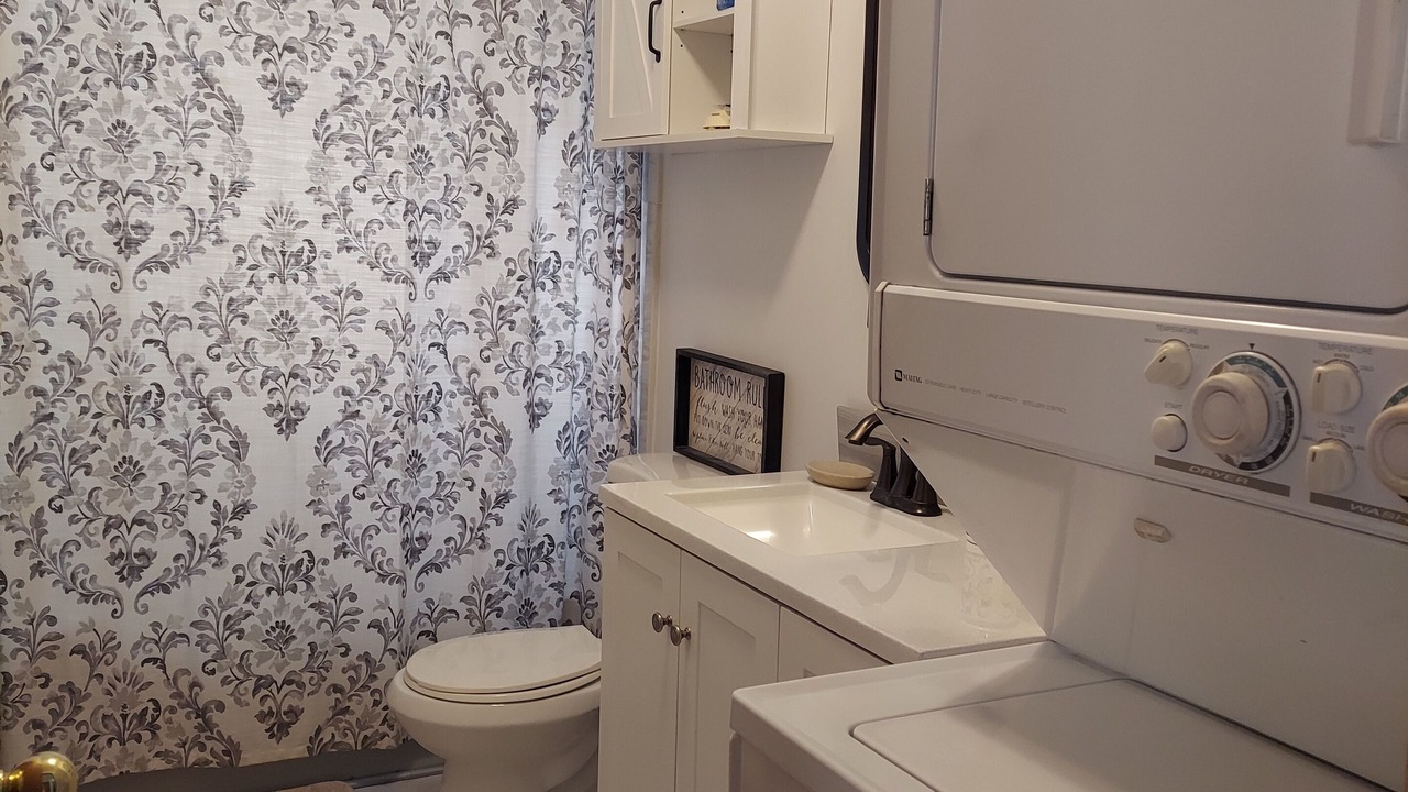 Photo of Bathroom in Albany