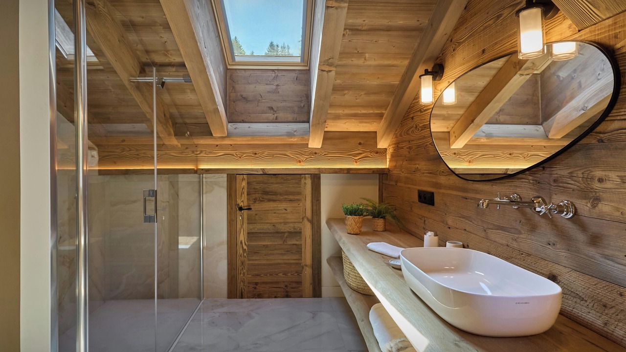 Photo of Bathroom in Saint-Nicolas-de-Veroce