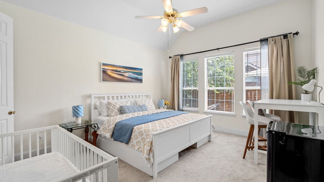 Photo of Bedroom in Valley Ranch