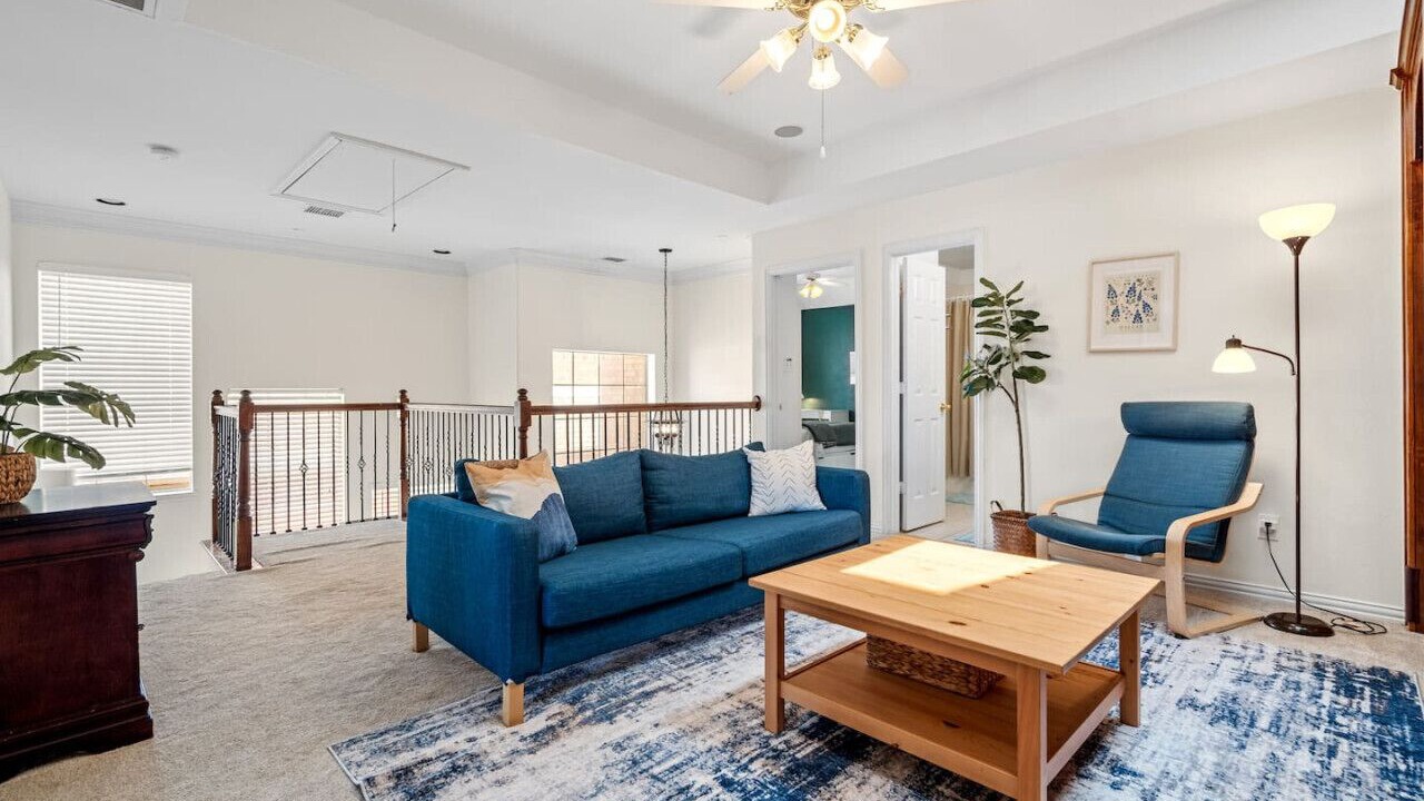 Photo of Livingroom in Valley Ranch