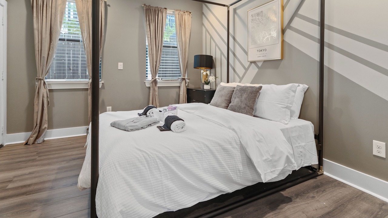 Photo of Bedroom in South Central Houston