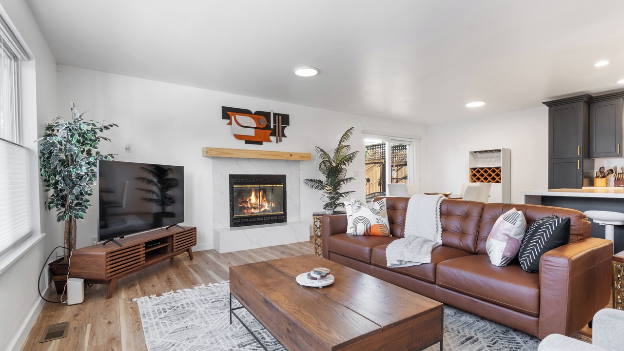 Photo of Livingroom in Central District