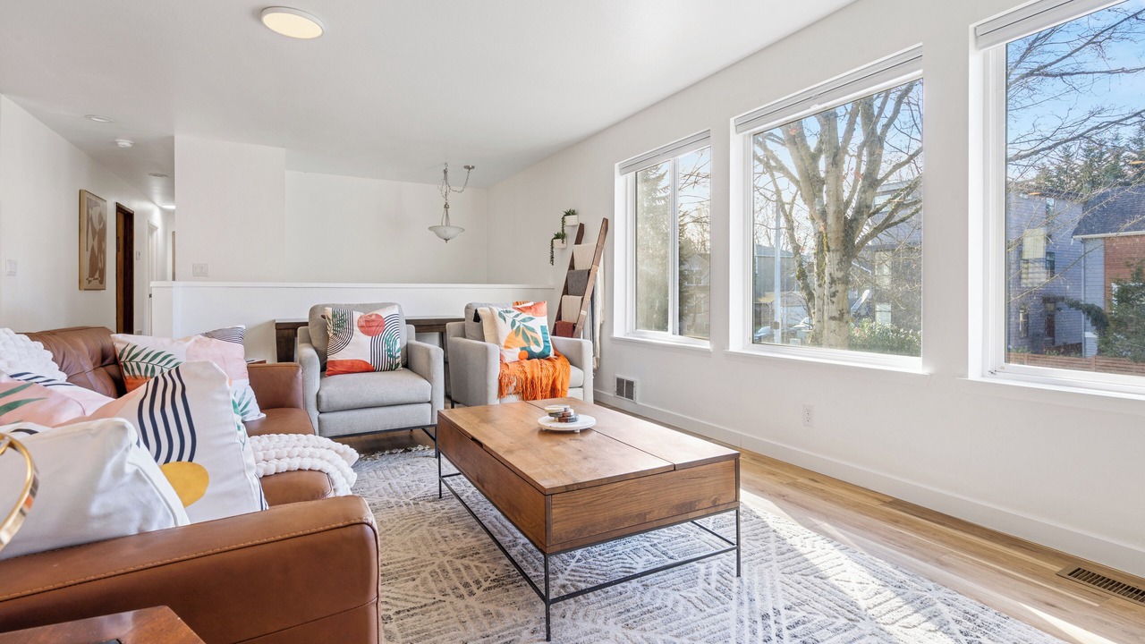 Photo of Livingroom in Central District