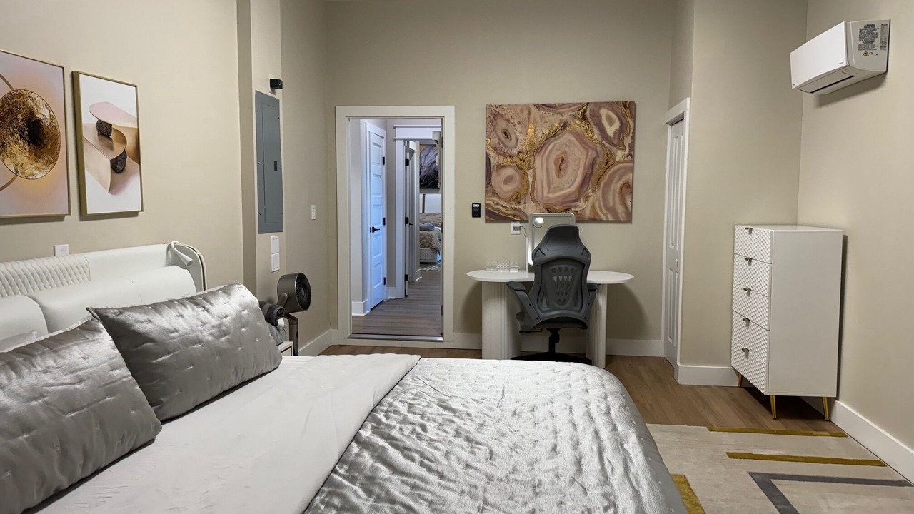 Photo of Bedroom in Atlanta