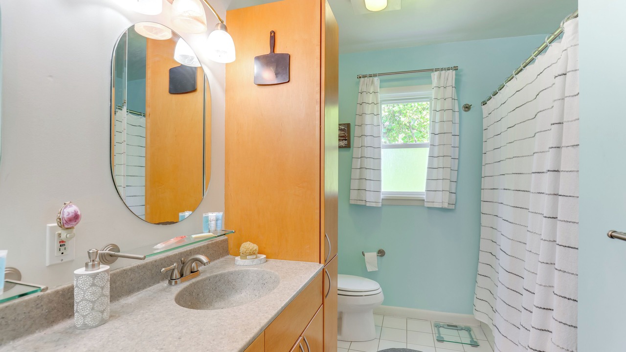 Photo of Bathroom in Ionia