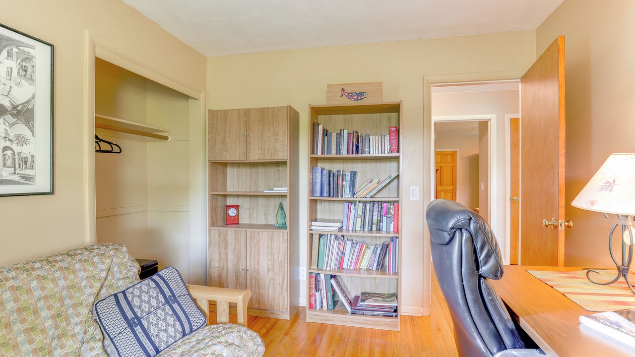 Photo of Livingroom in Ionia