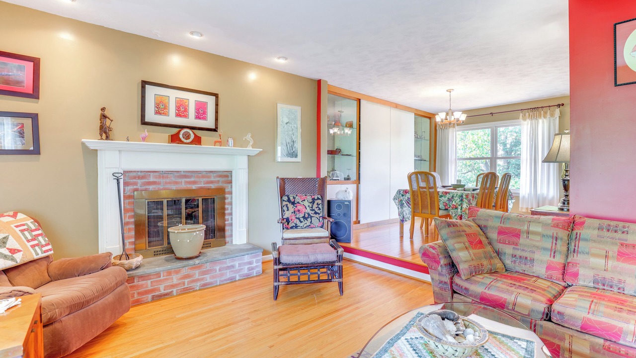 Photo of Livingroom in Ionia