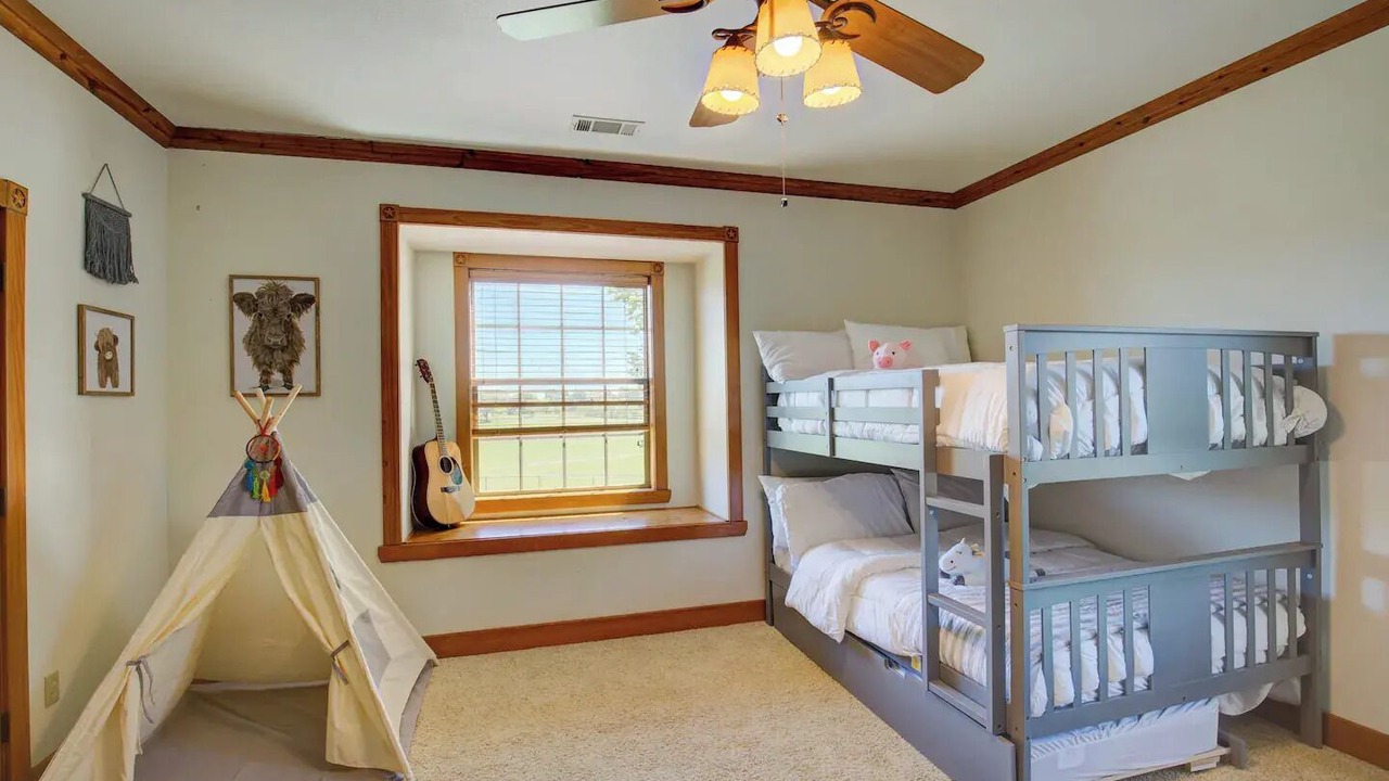 Photo of Bedroom in Waxahachie