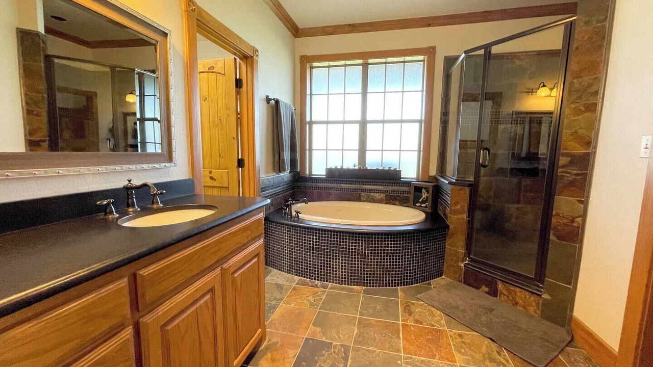 Photo of Bathroom in Waxahachie