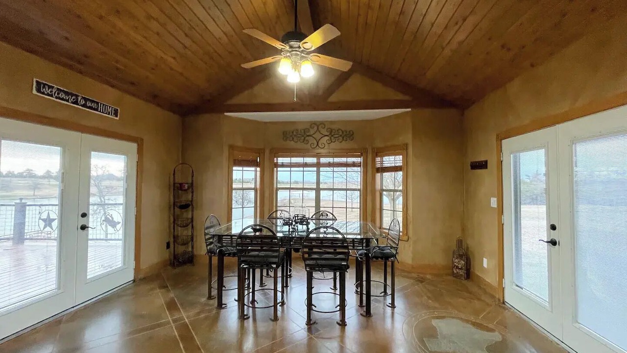 Photo of Others in Waxahachie
