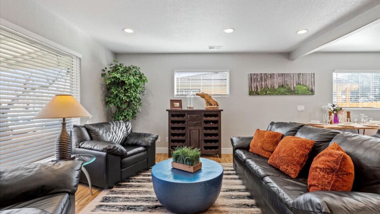 Photo of Livingroom in Jewell Heights - Hoffman Heights