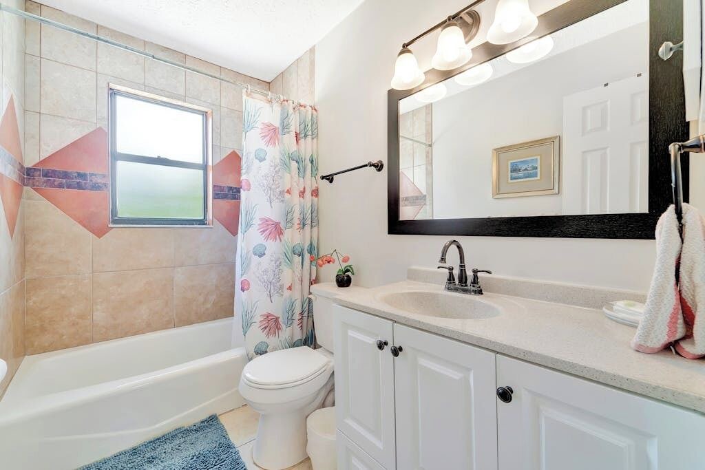 Photo of Bathroom in Englewood