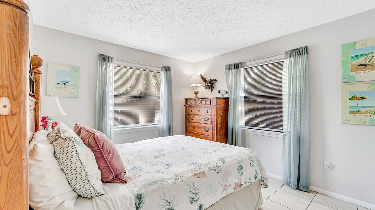 Photo of Bedroom in Englewood