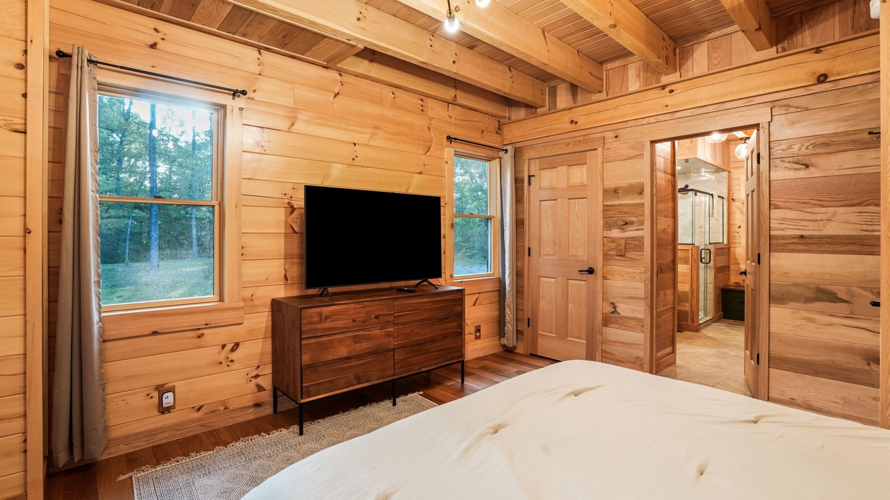 Photo of Bedroom in Logan
