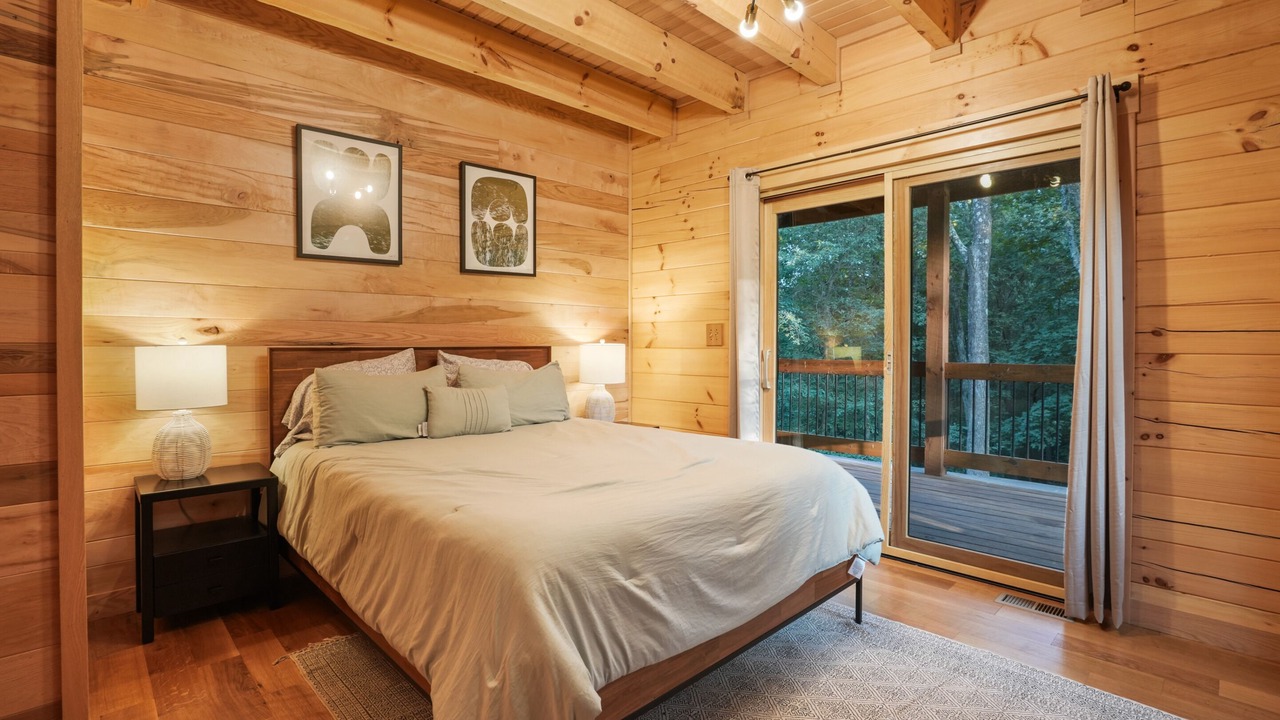 Photo of Bedroom in Logan