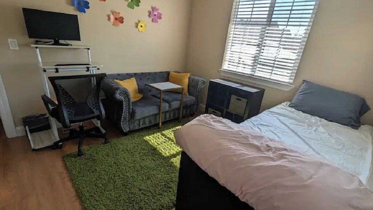 Photo of Bedroom in Northside