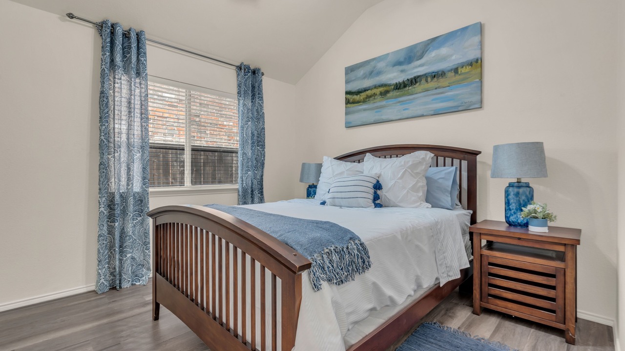 Photo of Bedroom in Euless