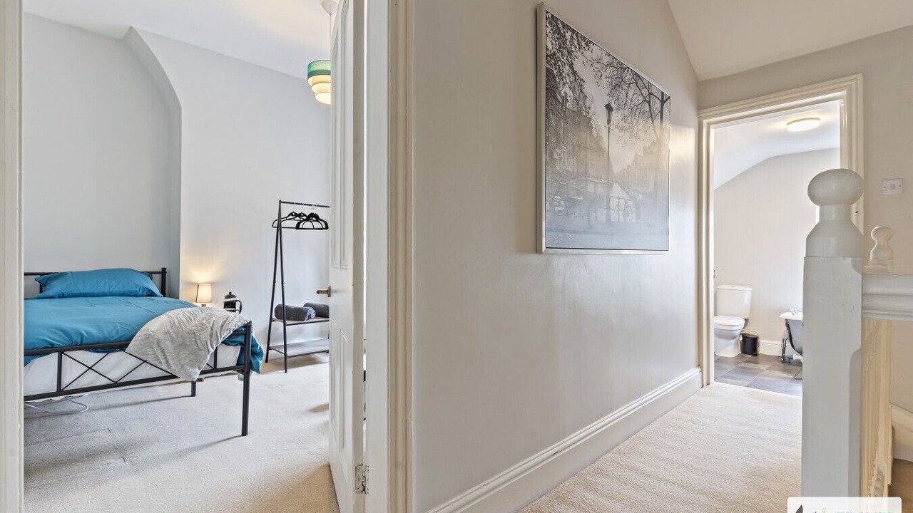 Photo of Others in Alton