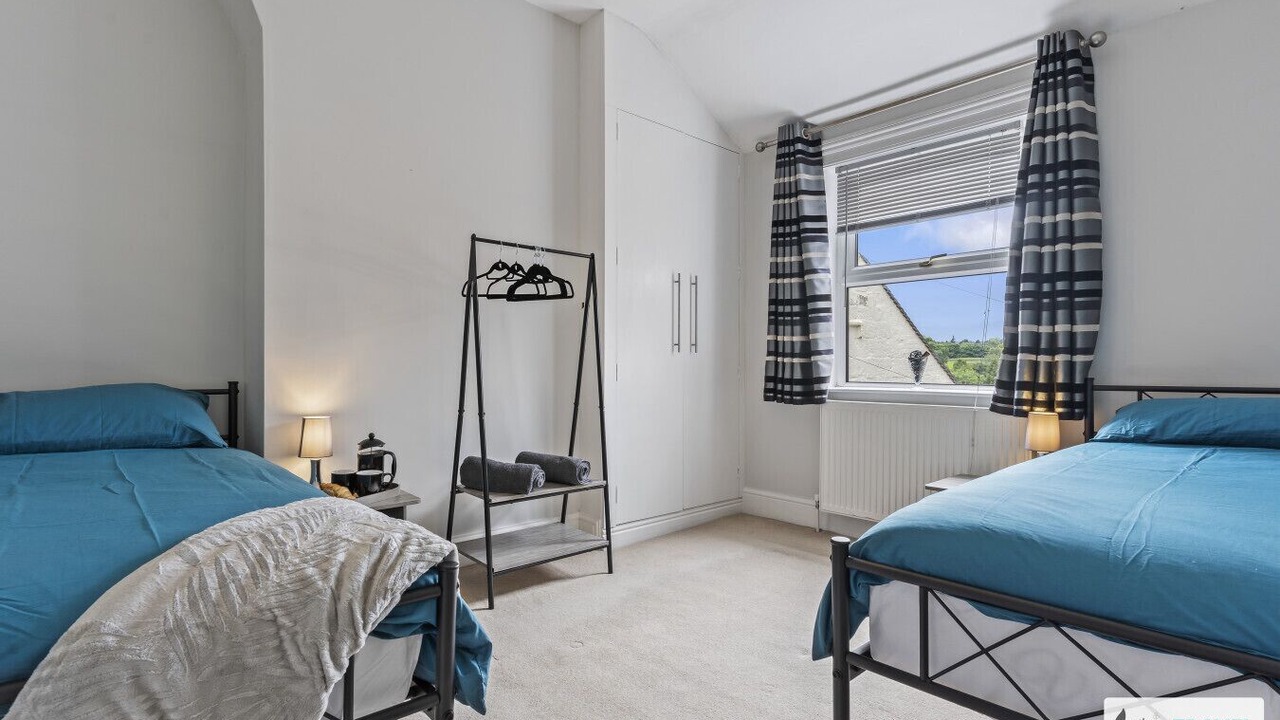 Photo of Bedroom in Alton