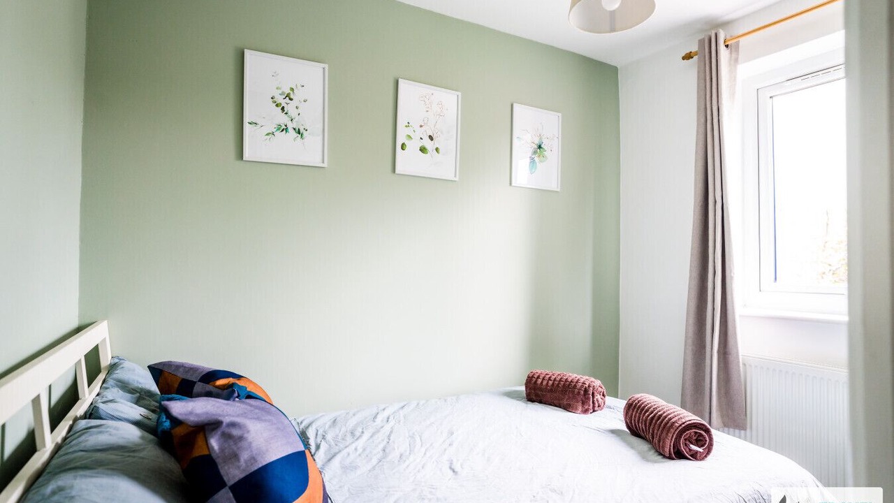 Photo of Bedroom in Nottingham
