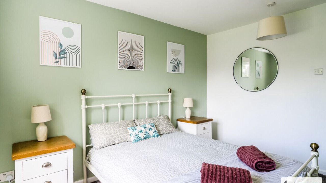 Photo of Bedroom in Nottingham